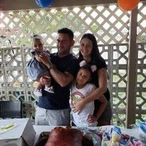 Meet your Posher, Yanet